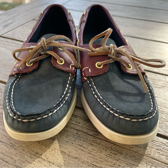 Sebago Black and Brown Flats - Picture 3 of 9